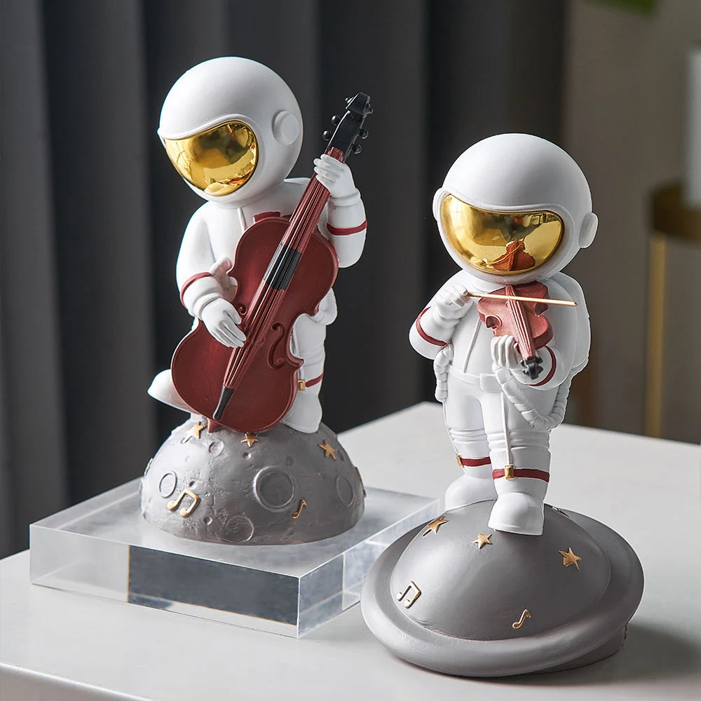Modern Creative Office Desk Decoration Crafts Astronaut Statue Figurines Home Decor